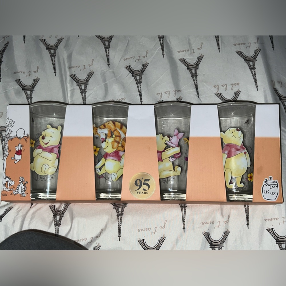 Disney Winnie The Pooh Set Of 4 Drinking Glasses